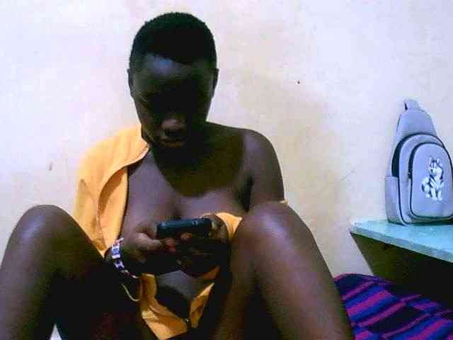 Mariah-Lovely webcam