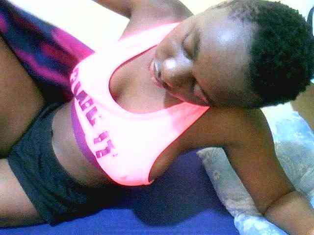 Mariah-Lovely webcam