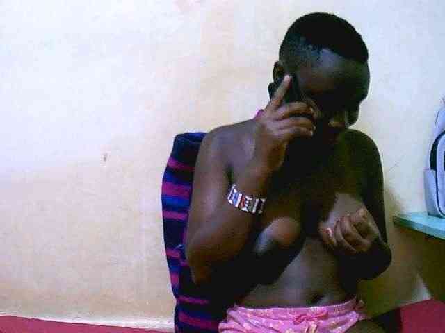 Mariah-Lovely webcam