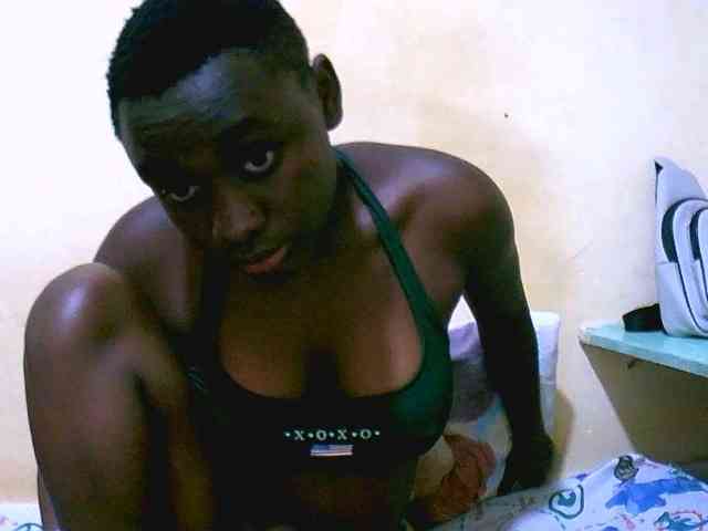 Mariah-Lovely webcam