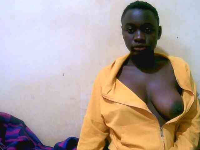 Mariah-Lovely webcam