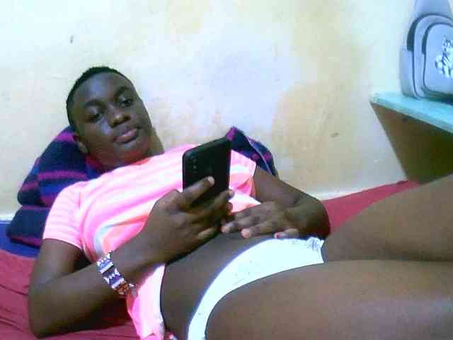 Mariah-Lovely webcam