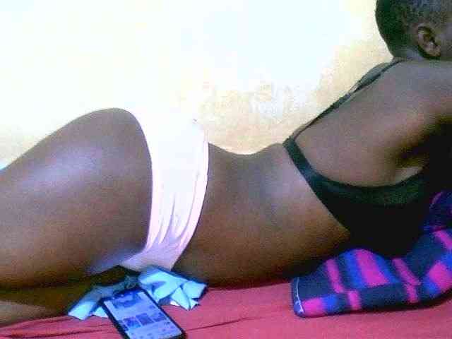 Mariah-Lovely webcam