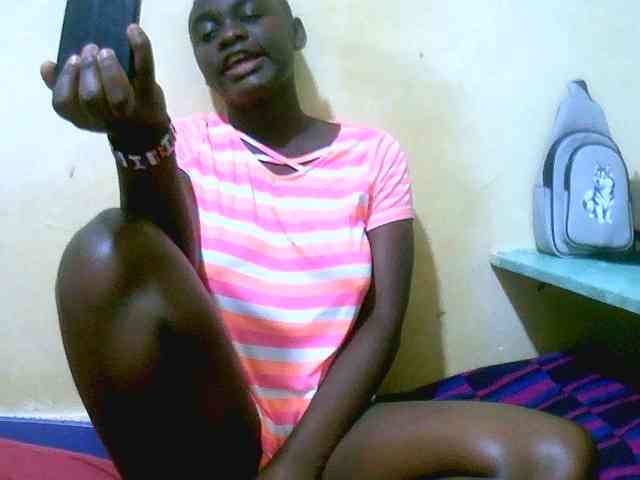 Mariah-Lovely webcam