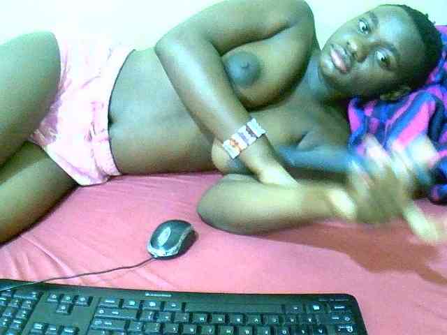 Mariah-Lovely webcam