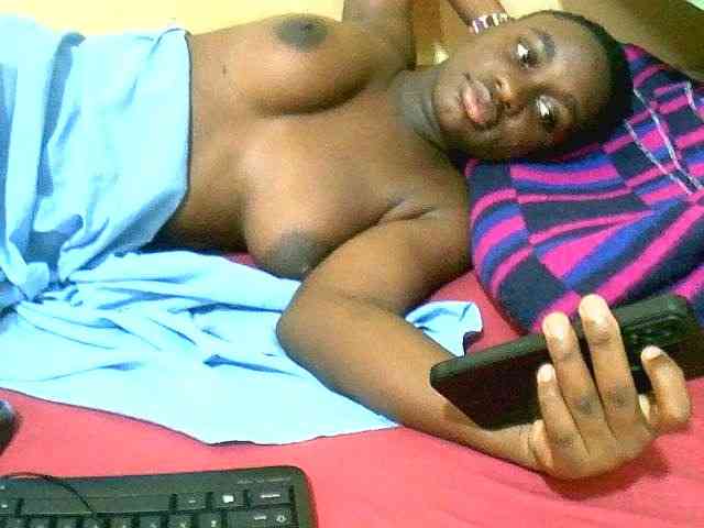 Mariah-Lovely webcam