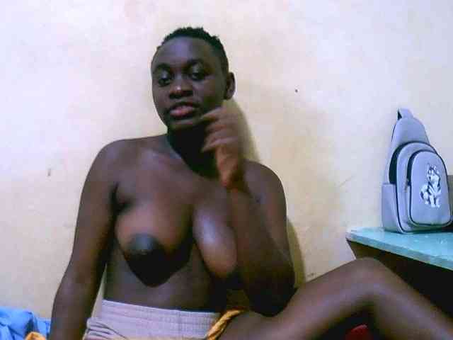 Mariah-Lovely webcam