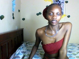 Luna-Noir's Live Webcam