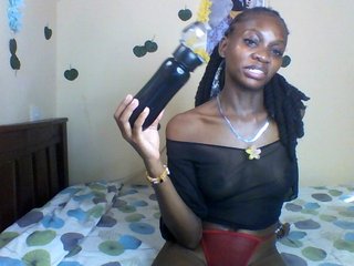 Luna-Noir's Live Webcam