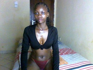 Luna-Noir's Live Webcam