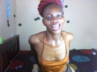 Luna-Noir's Live Webcam