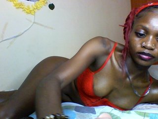 Luna-Noir's Live Webcam