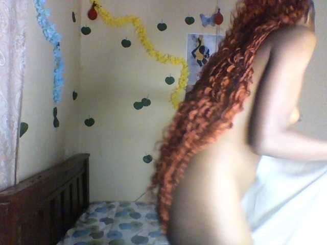 Luna-Noir live cam on BongaCams