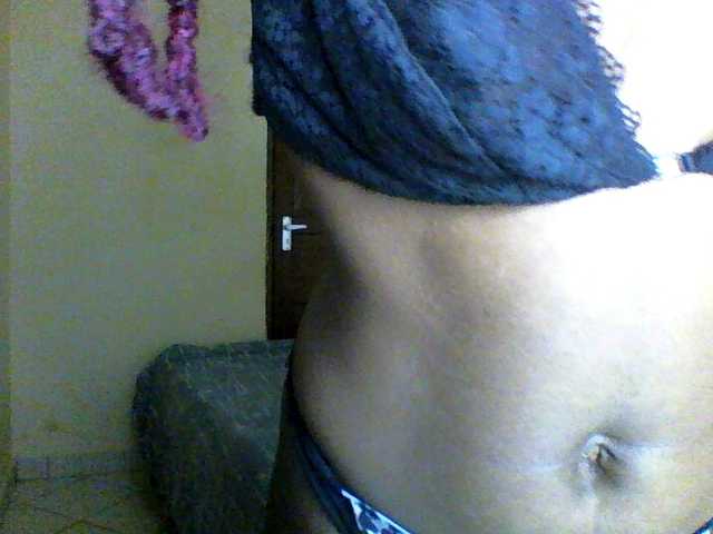 Luna-Noir live cam on BongaCams