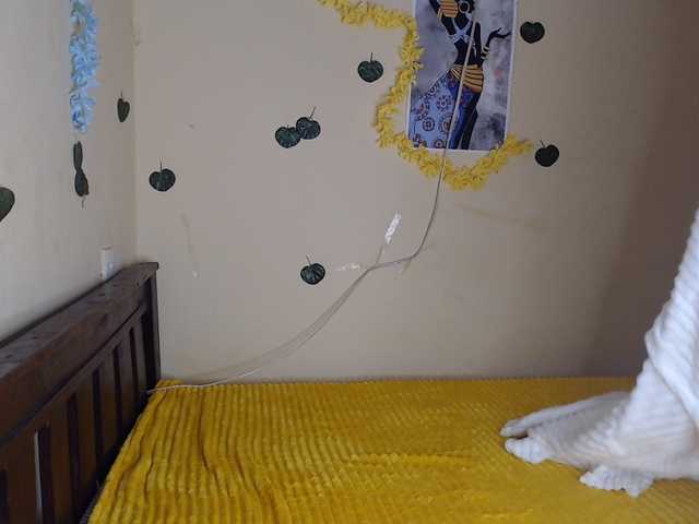 Luna-Noir live webcam show