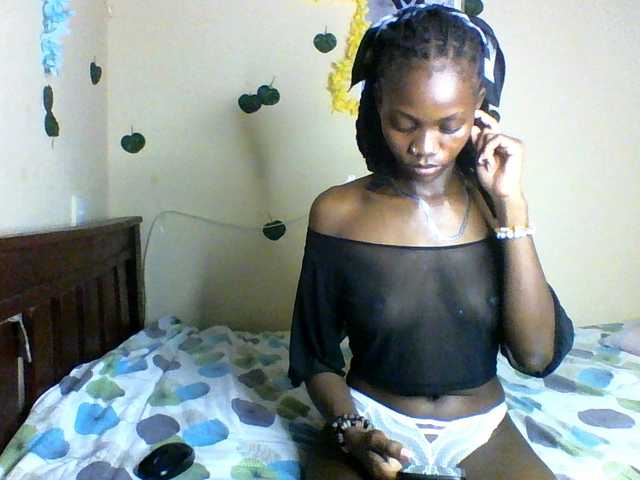 Luna-Noir webcam