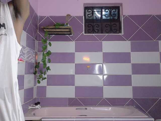 Luna-Noir live cam on BongaCams