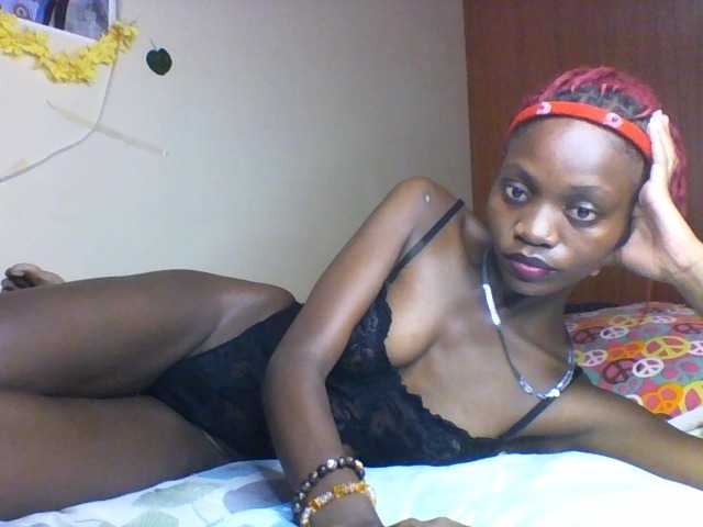Luna-Noir webcam