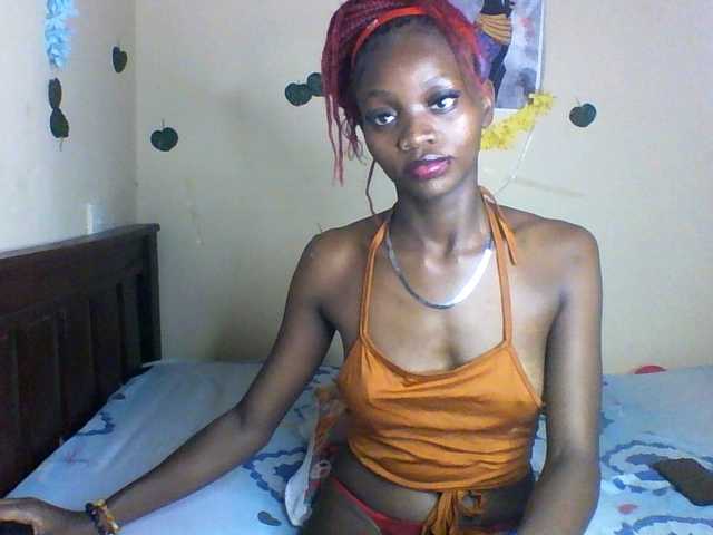 Luna-Noir webcam