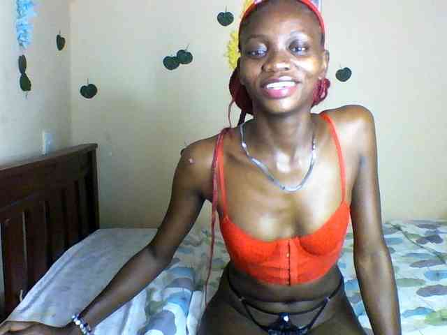 Luna-Noir webcam