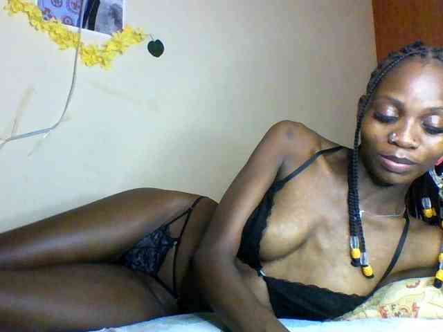 Luna-Noir webcam