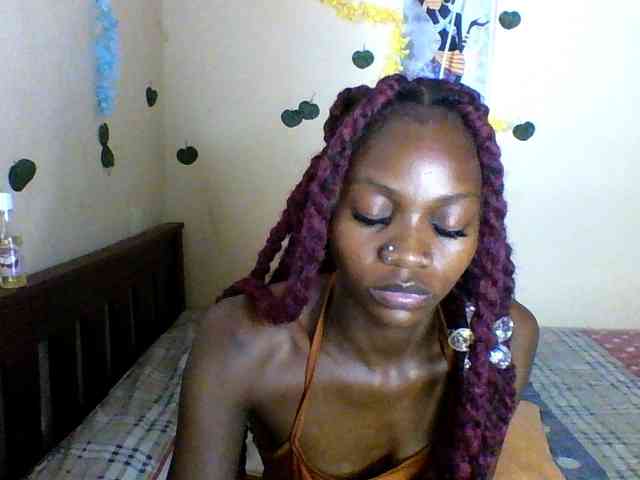 Luna-Noir webcam