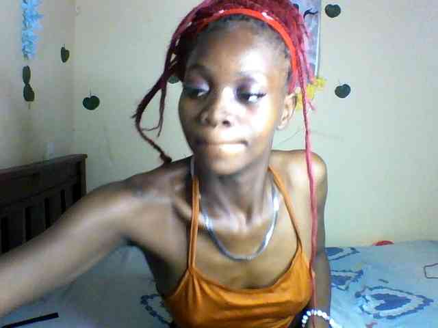 Luna-Noir webcam