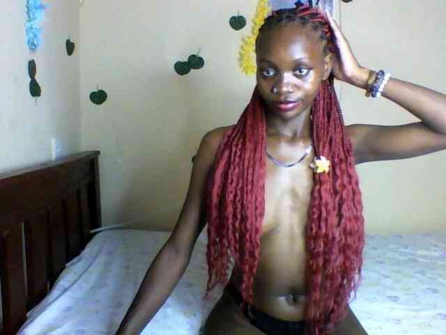 Luna-Noir webcam