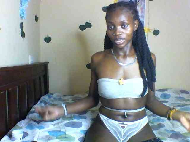 Luna-Noir webcam