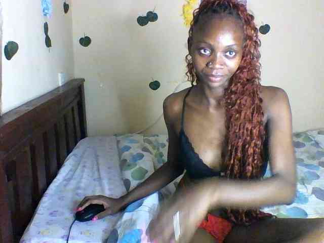 Luna-Noir webcam