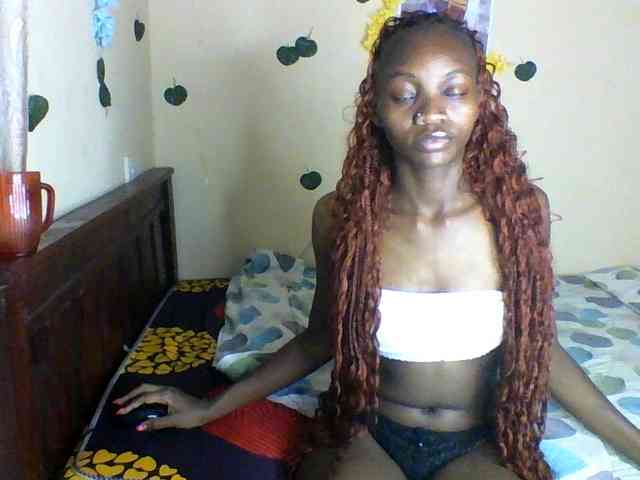Luna-Noir webcam