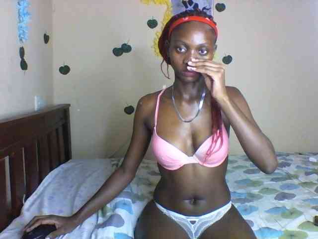 Luna-Noir webcam