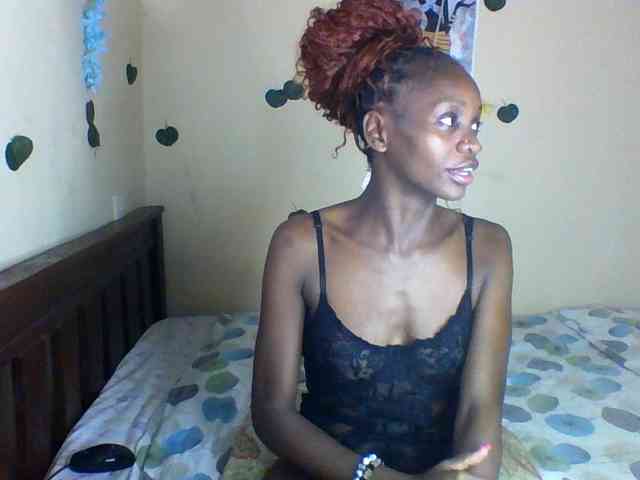 Luna-Noir webcam