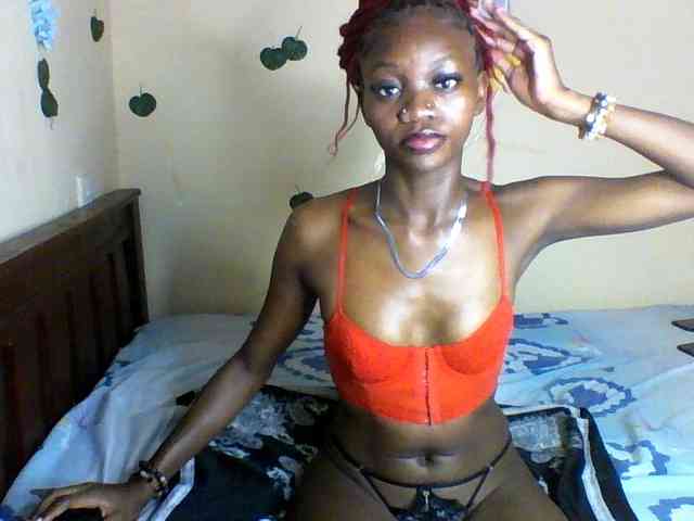 Luna-Noir webcam