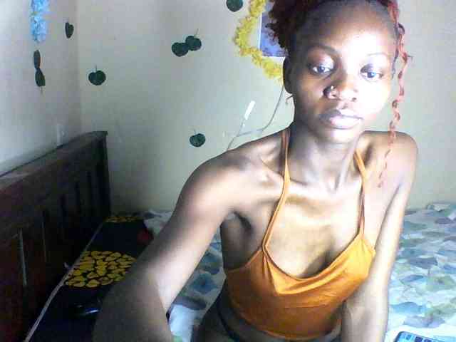 Luna-Noir webcam