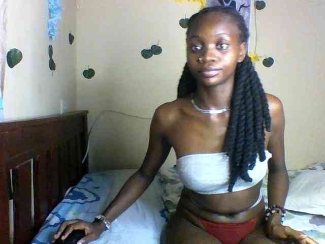 Luna-Noir webcam