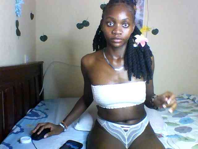 Luna-Noir webcam
