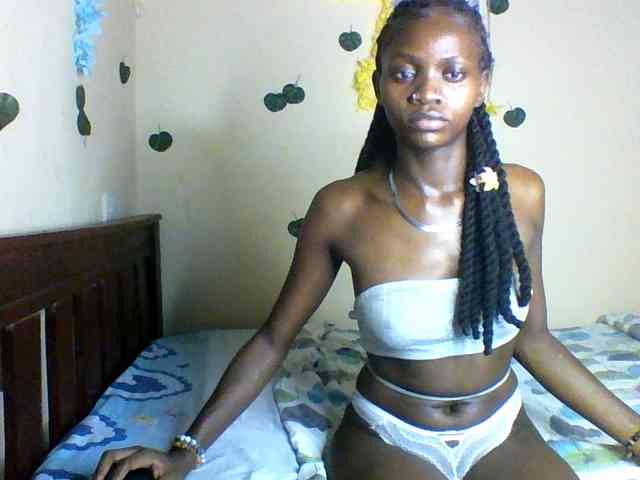 Luna-Noir webcam