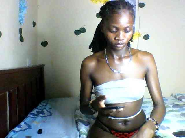 Luna-Noir webcam