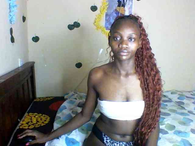 Luna-Noir webcam
