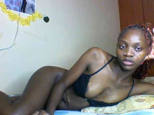 Luna-Noir webcam