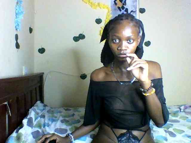 Luna-Noir webcam