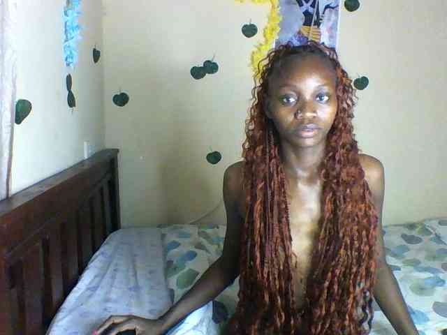 Luna-Noir webcam