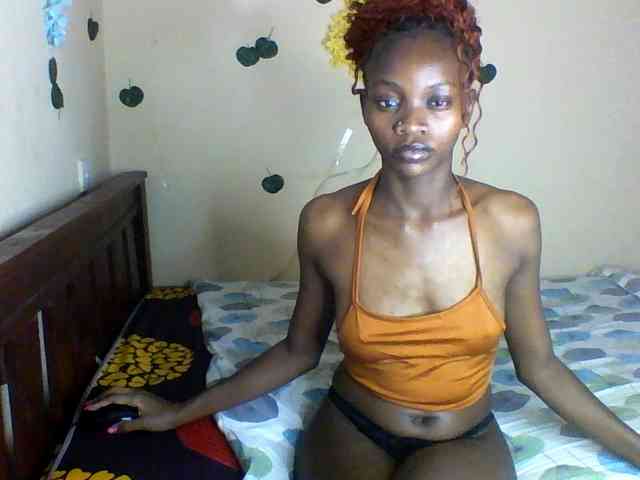 Luna-Noir webcam