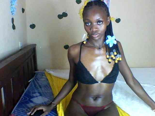 Luna-Noir webcam