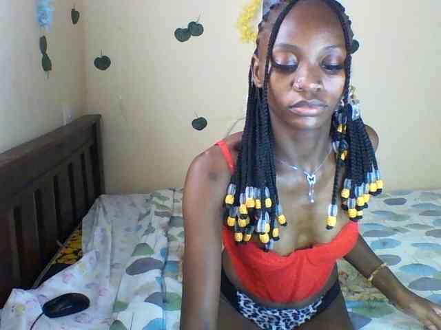 Luna-Noir webcam