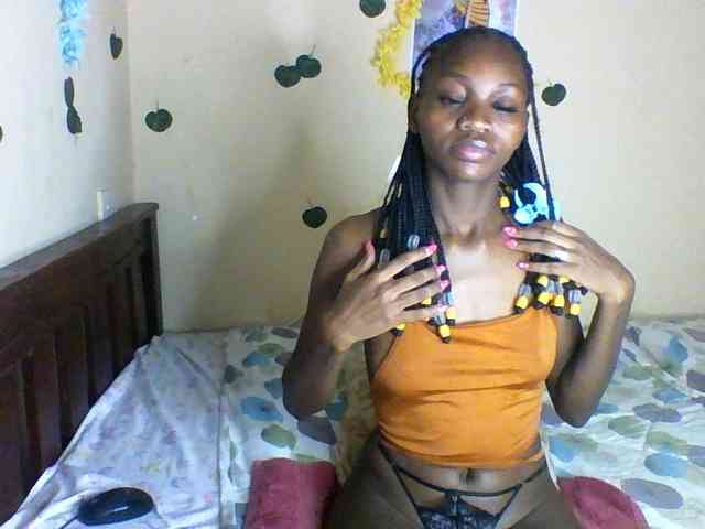 Luna-Noir webcam