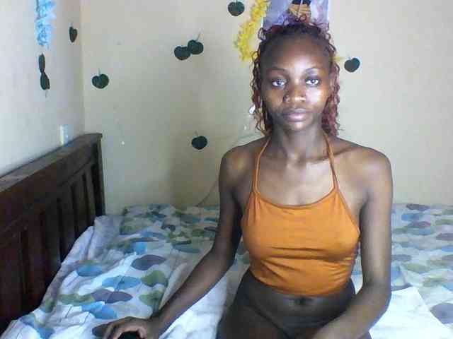 Luna-Noir webcam
