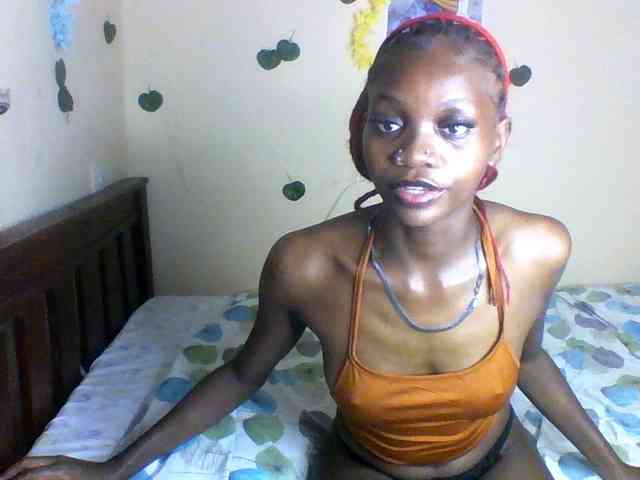 Luna-Noir webcam