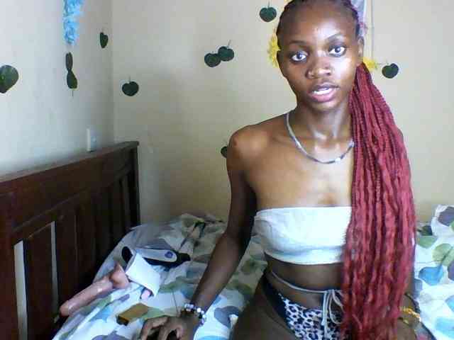 Luna-Noir webcam